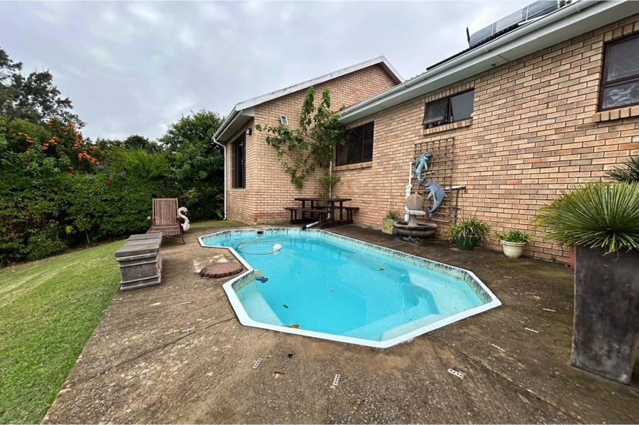 4 Bedroom Property for Sale in Dorchester Heights Eastern Cape
